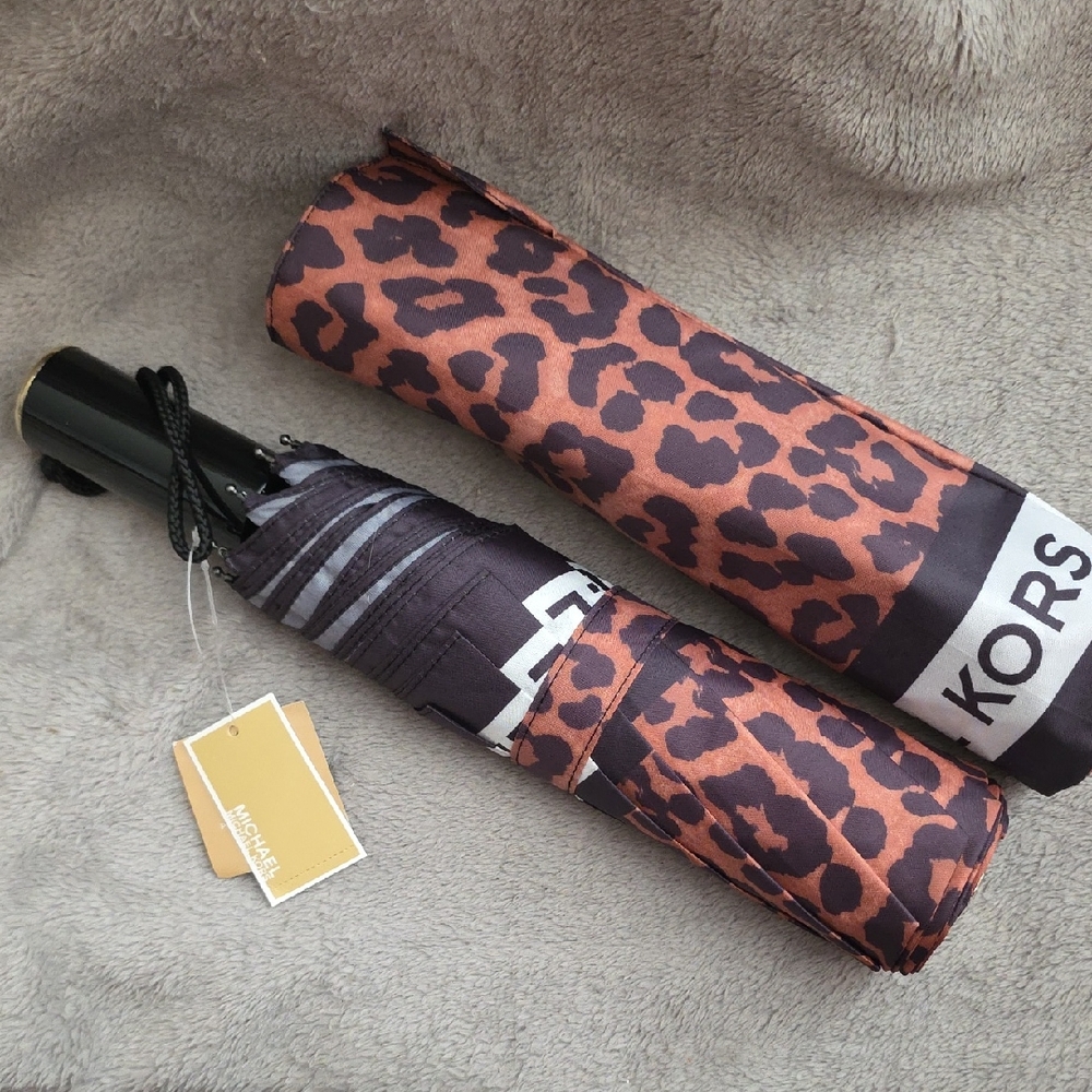 Michael Kors Brown Leopard Umbrella
